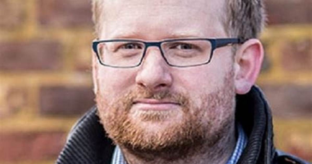 Simon Lane Biography