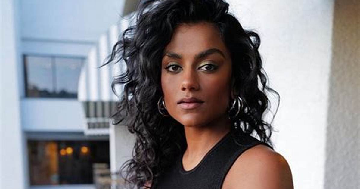 Simone Ashley Net Worth