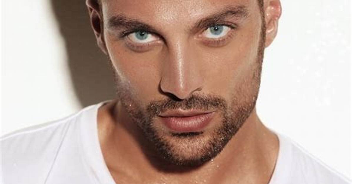 Simone Susinna Biography