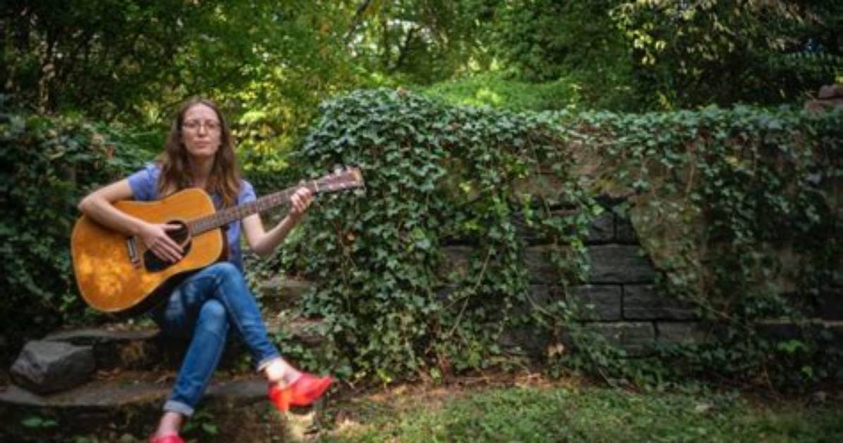 Singer Eliza Hardy Jones from "The War on Drugs" - Who Is She? Here Is What We Know About Her