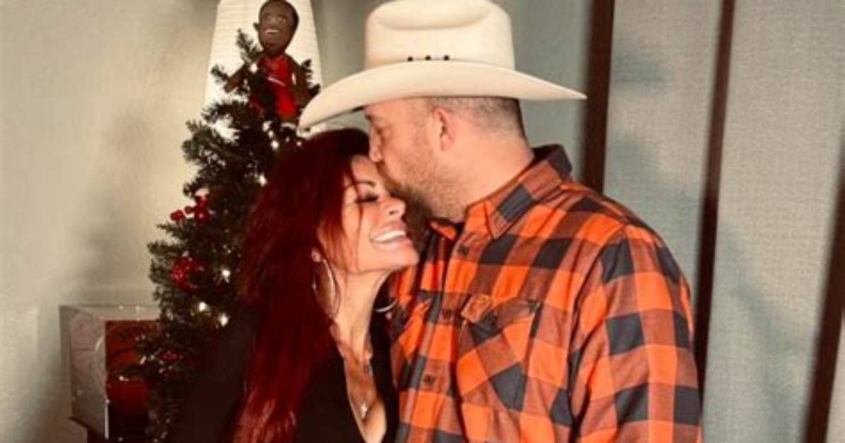 Single or Still Dating Leese Marie? Who Is Jen?