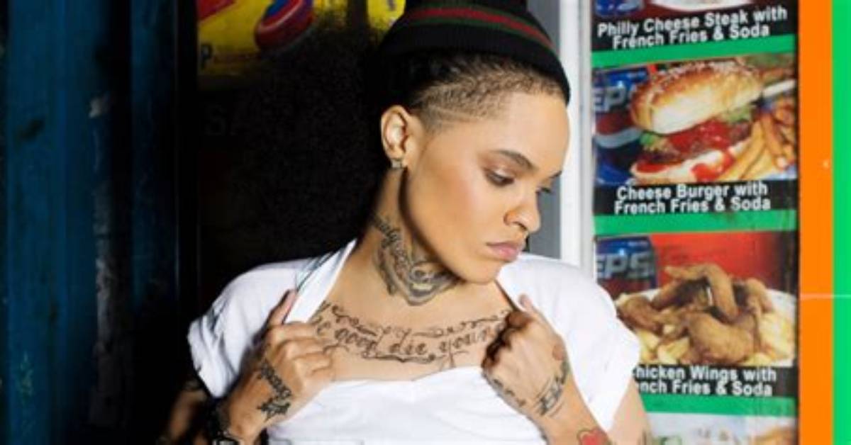 Siya Net Worth
