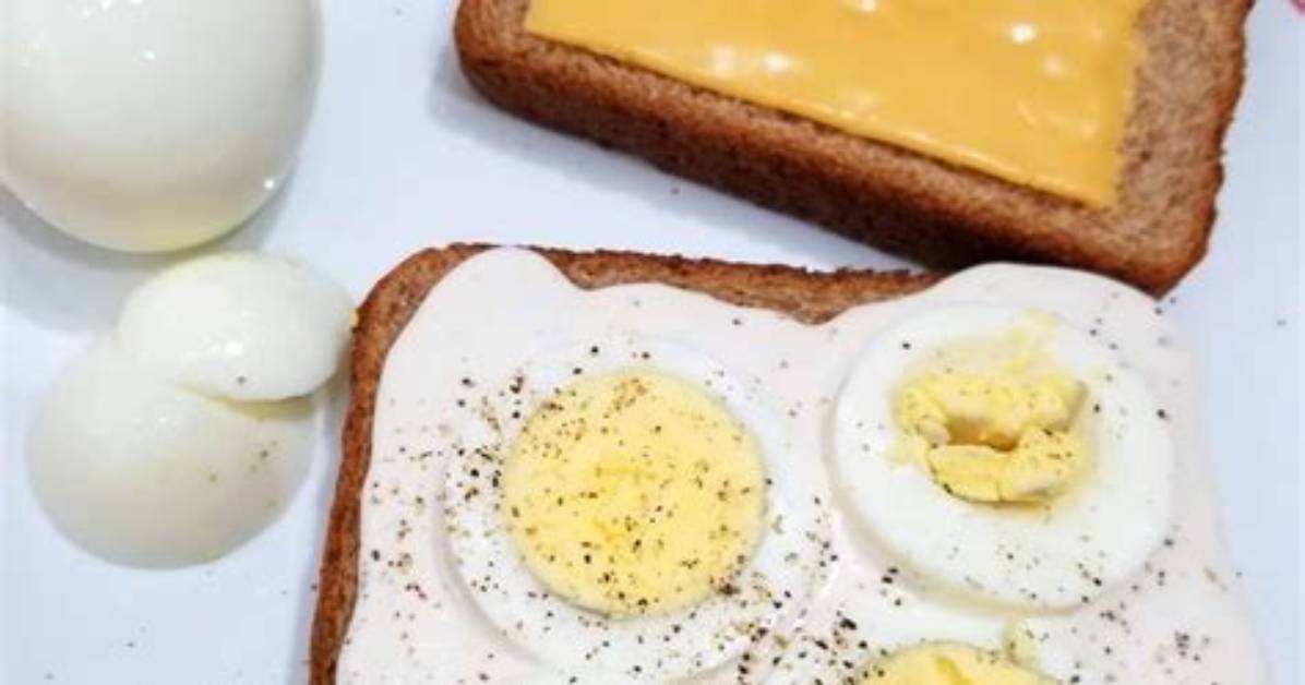 Sliced Egg Sandwich