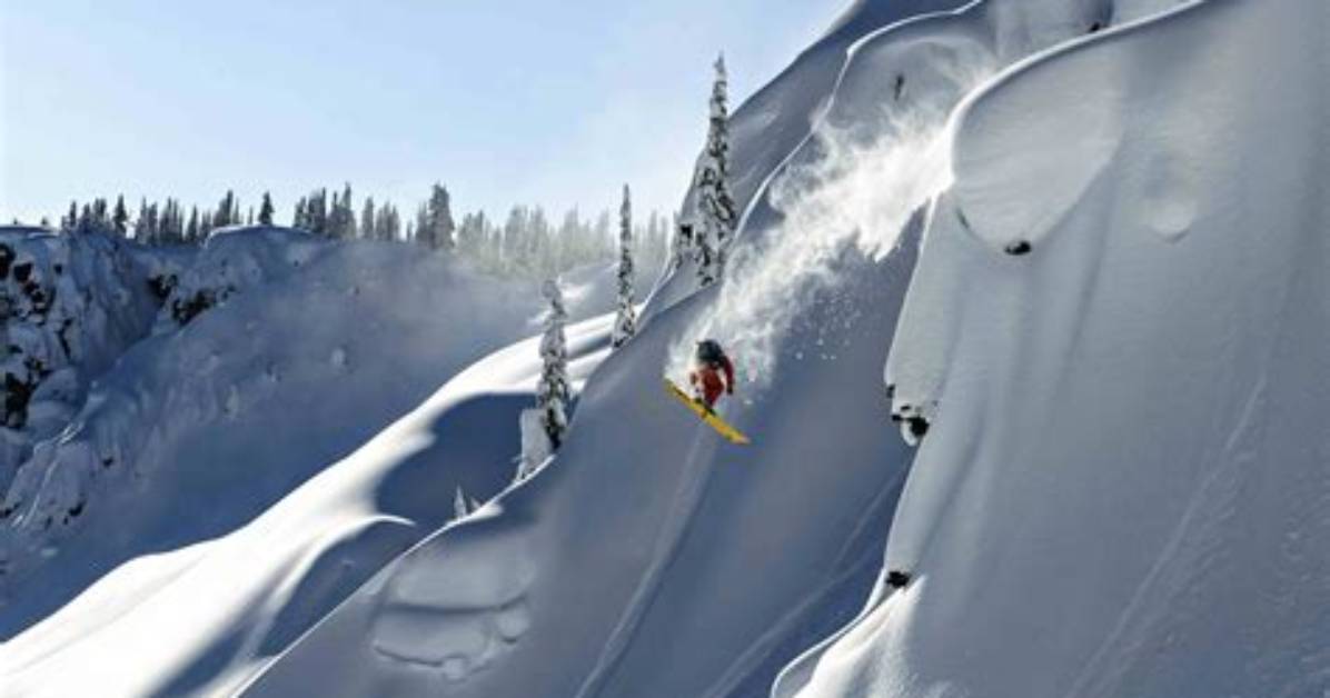 Snow Mountain Snowboard