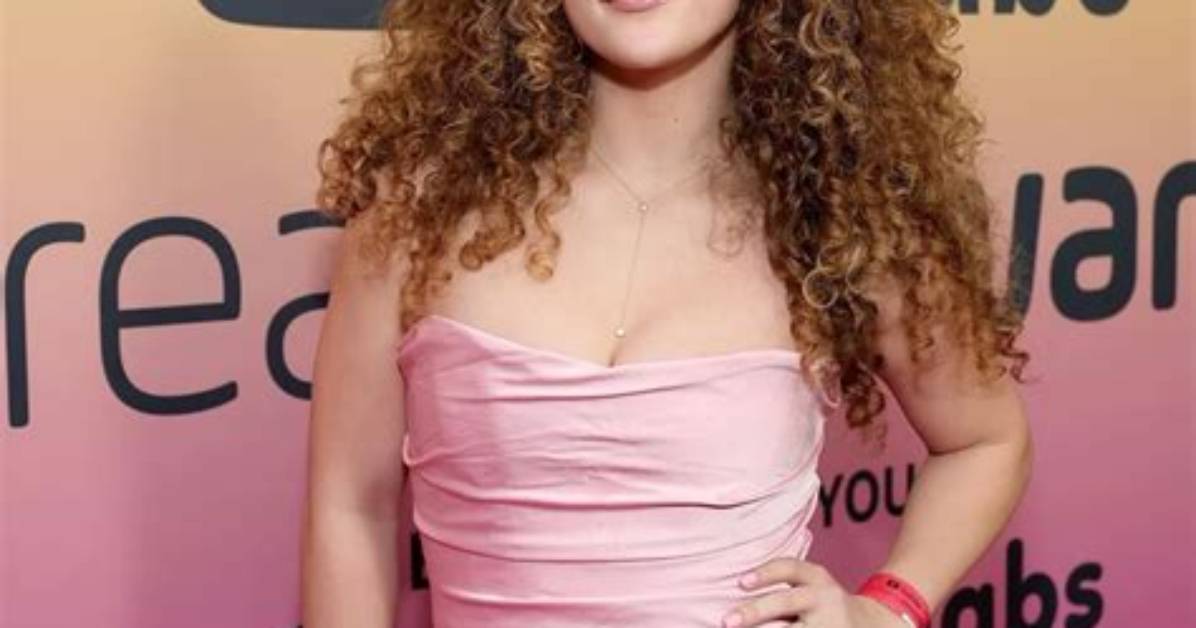 Sofie Dossi