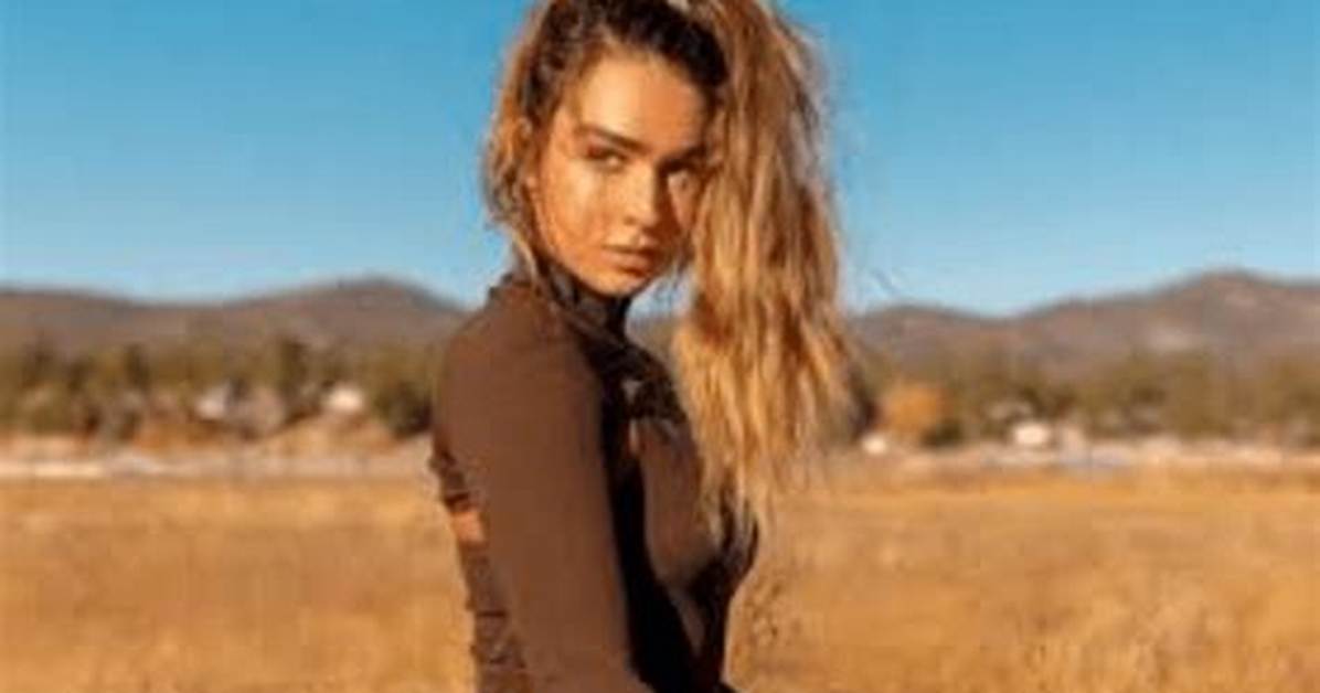 Sommer Ray Net Worth