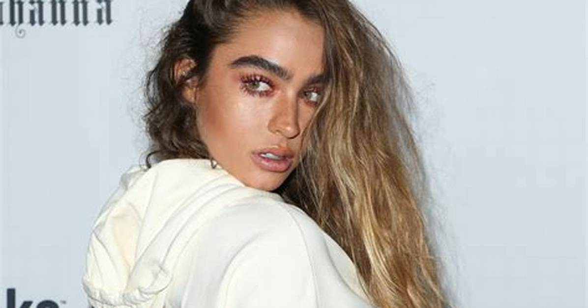 Sommer Ray