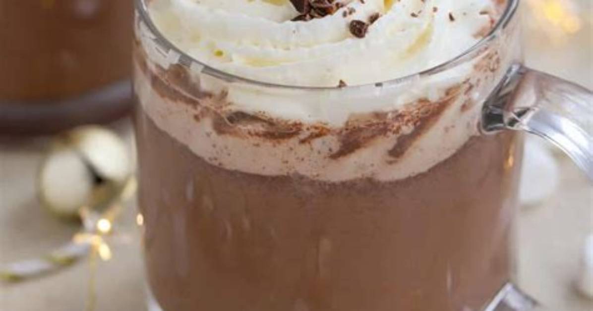 Spiked Hot Chocolate (So Easy)