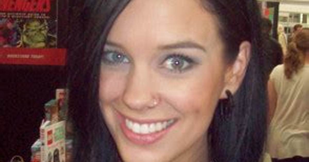 Stephanie Bendixsen Net Worth
