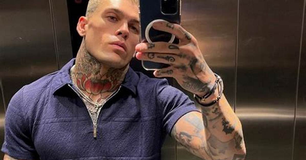 Stephen James