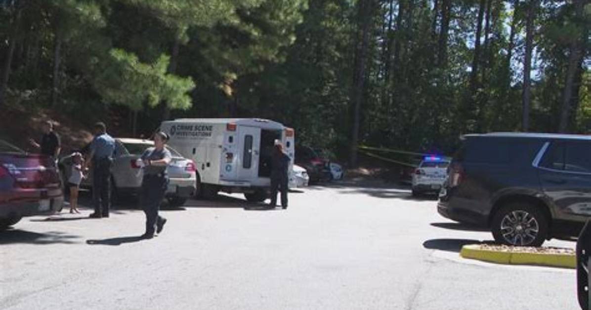 Stone Mountain Inn Tucker Shooting Leaves 1 Dead, 1 Injured