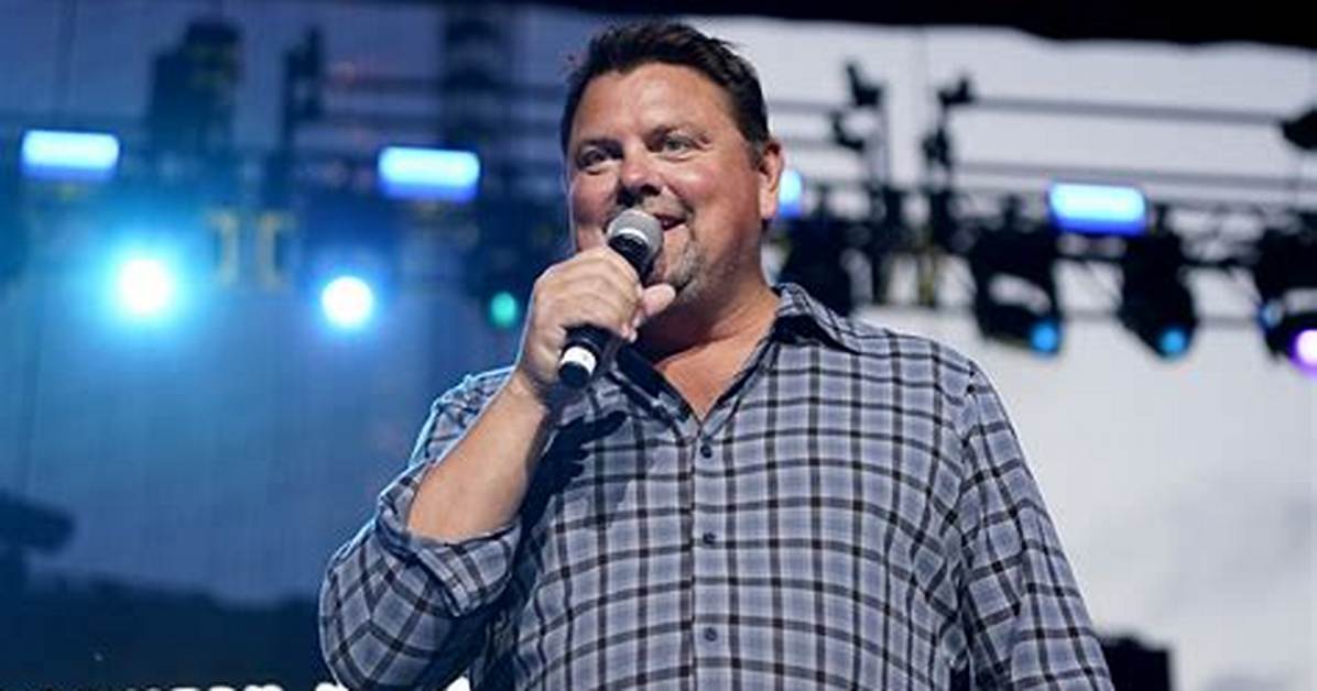 Storme Warren Net Worth