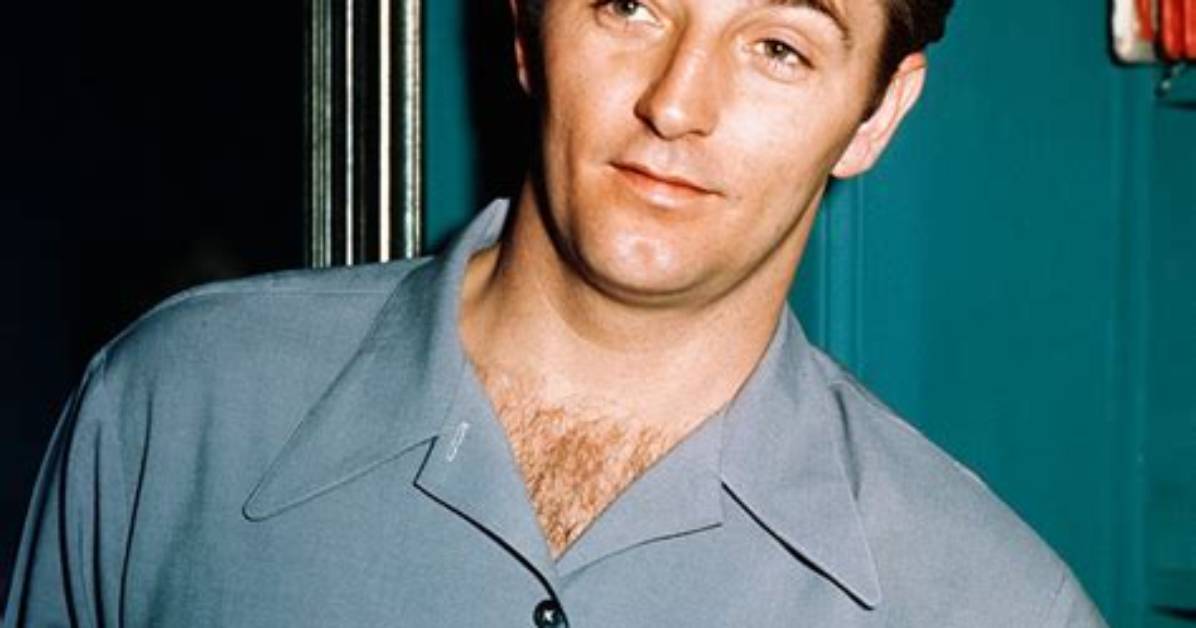Story of the Rebellious Robert Mitchum – the Hollywood Anti-Hero