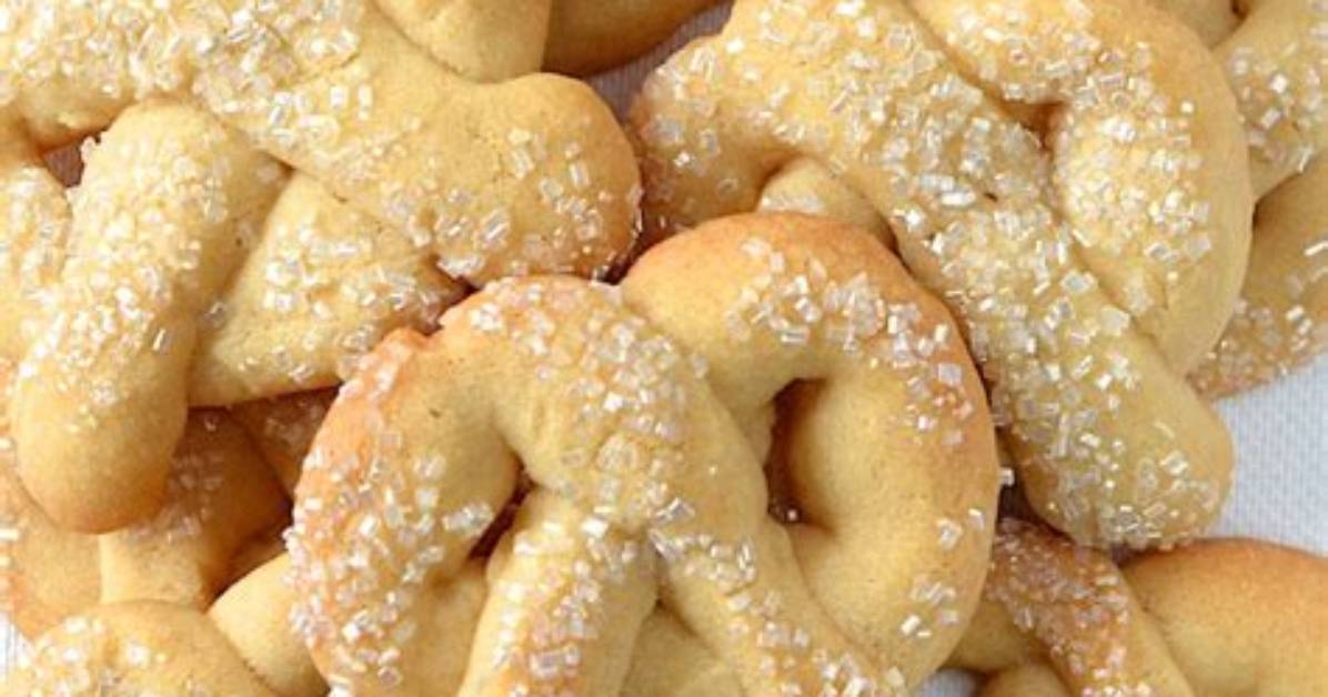 Sugared Pretzel Cookies