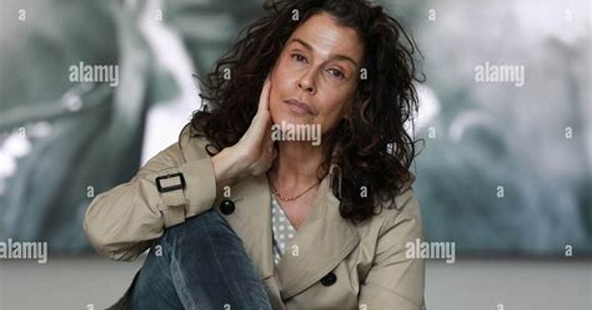 Susannah Corbett Net Worth