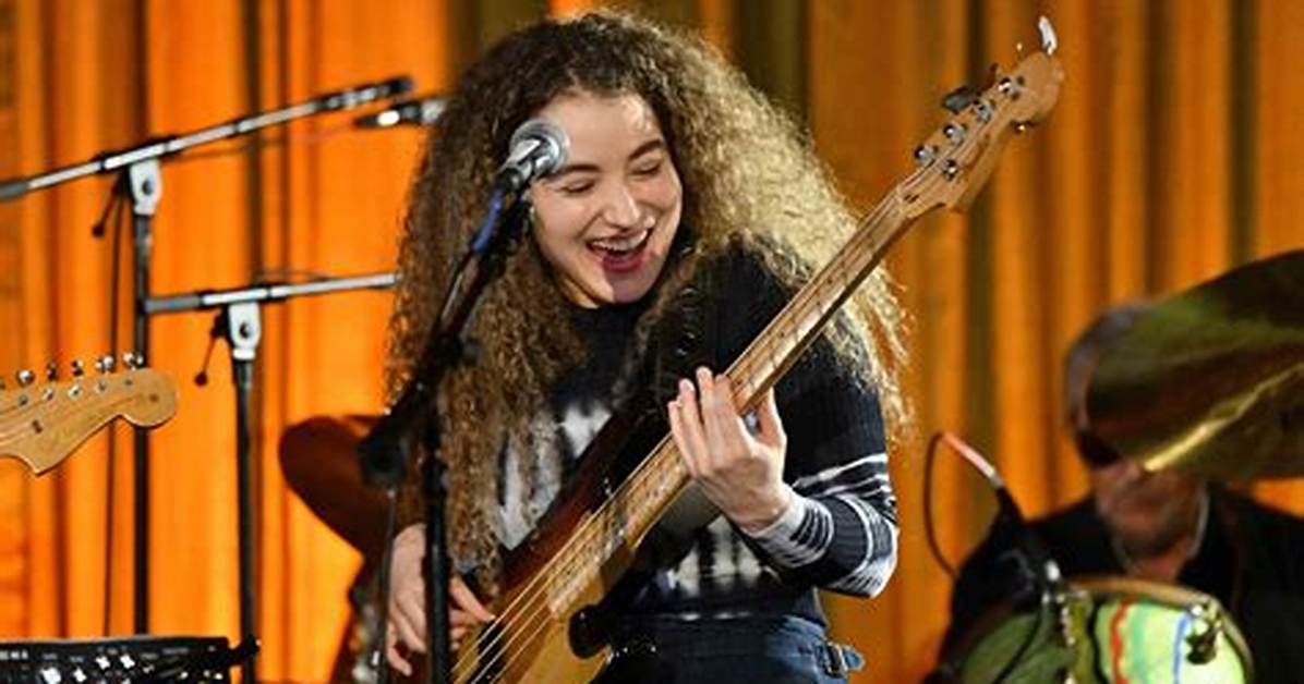 Tal Wilkenfeld