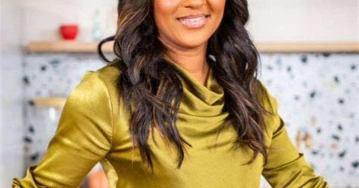 Tara Wallace Biography