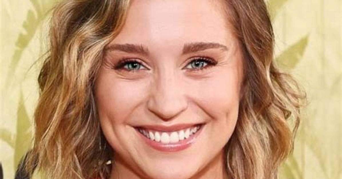 Taylor Misiak