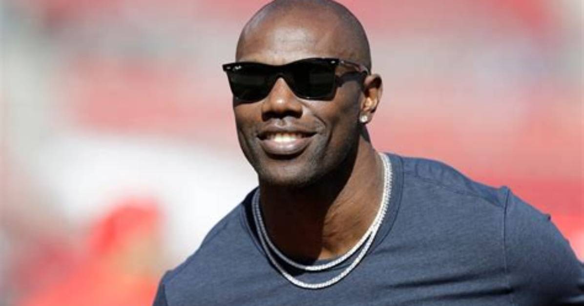 Terrell Owens - Bio, Net Worth, Height