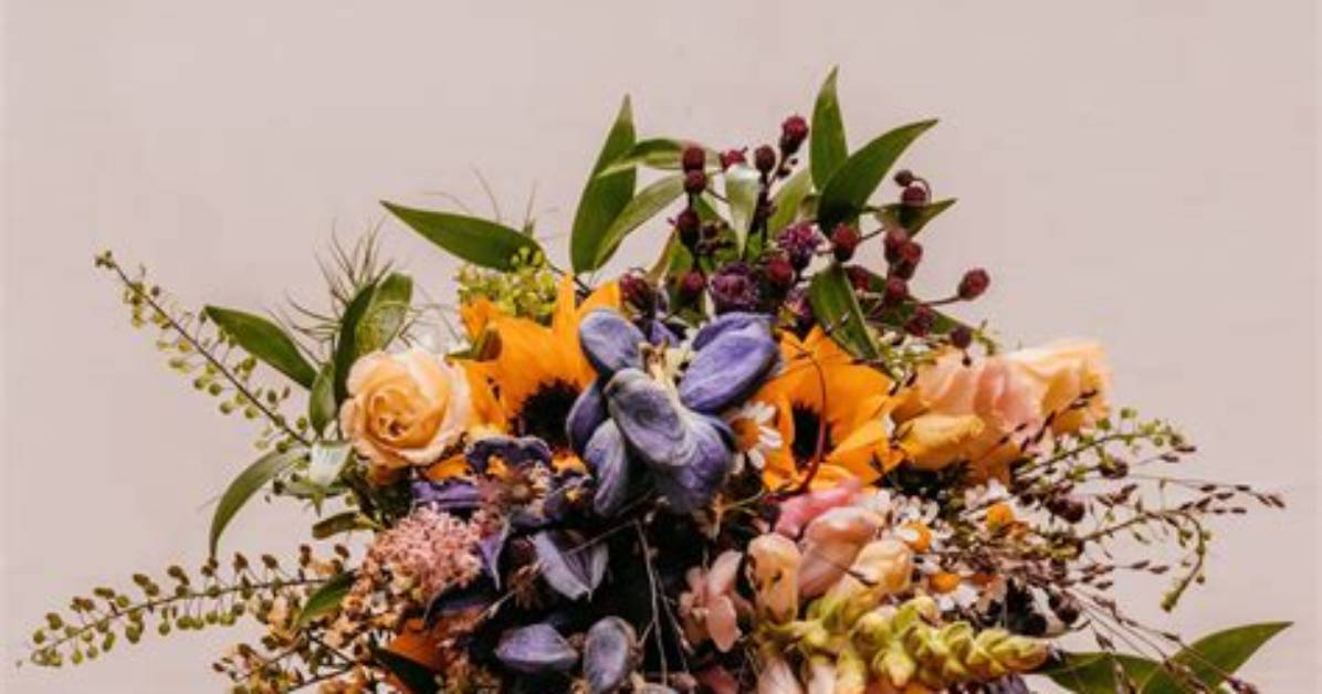 The Flower Trend Predictions for 2024, According to Bloom & Wild