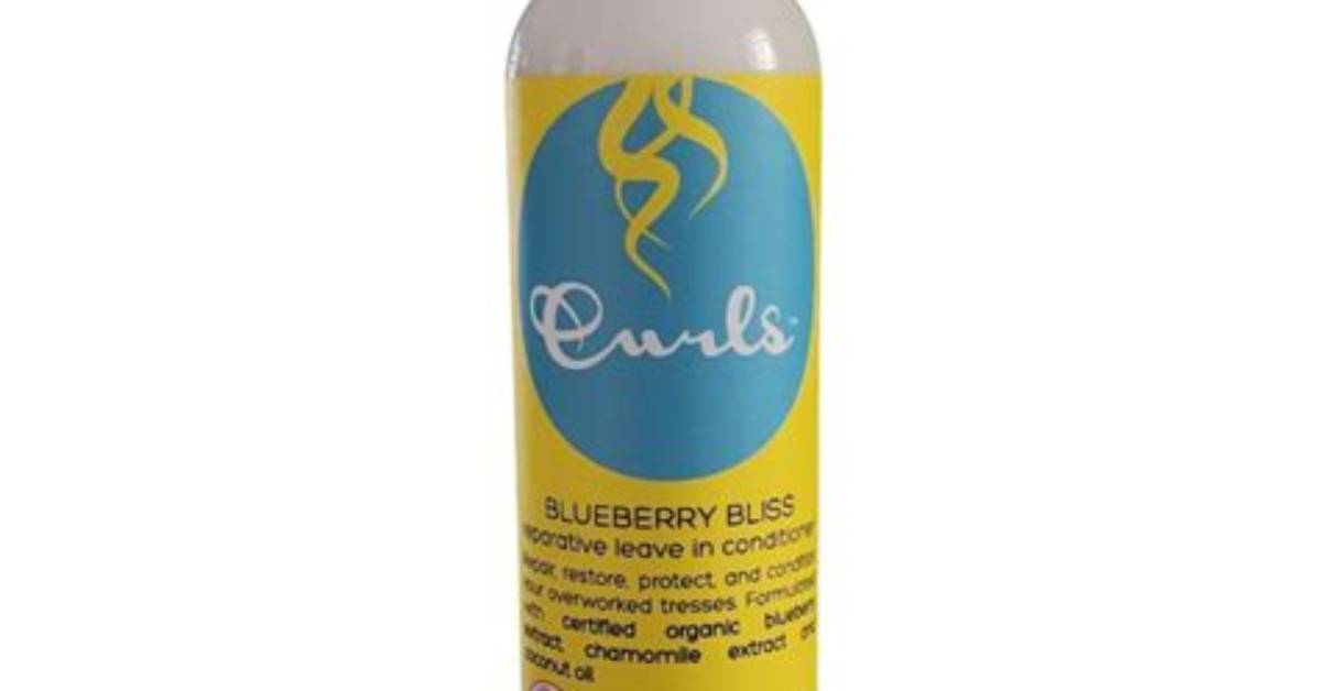 This Black-Owned Blueberry Leave-in Conditioner Defines Curls