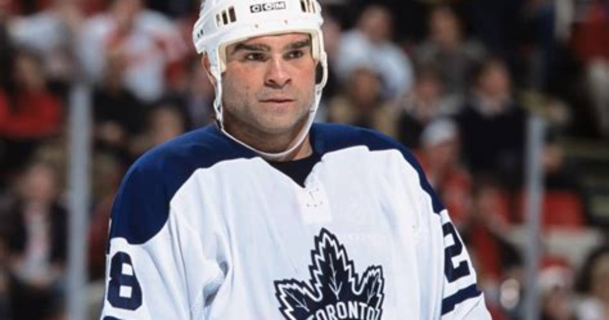 Tie Domi