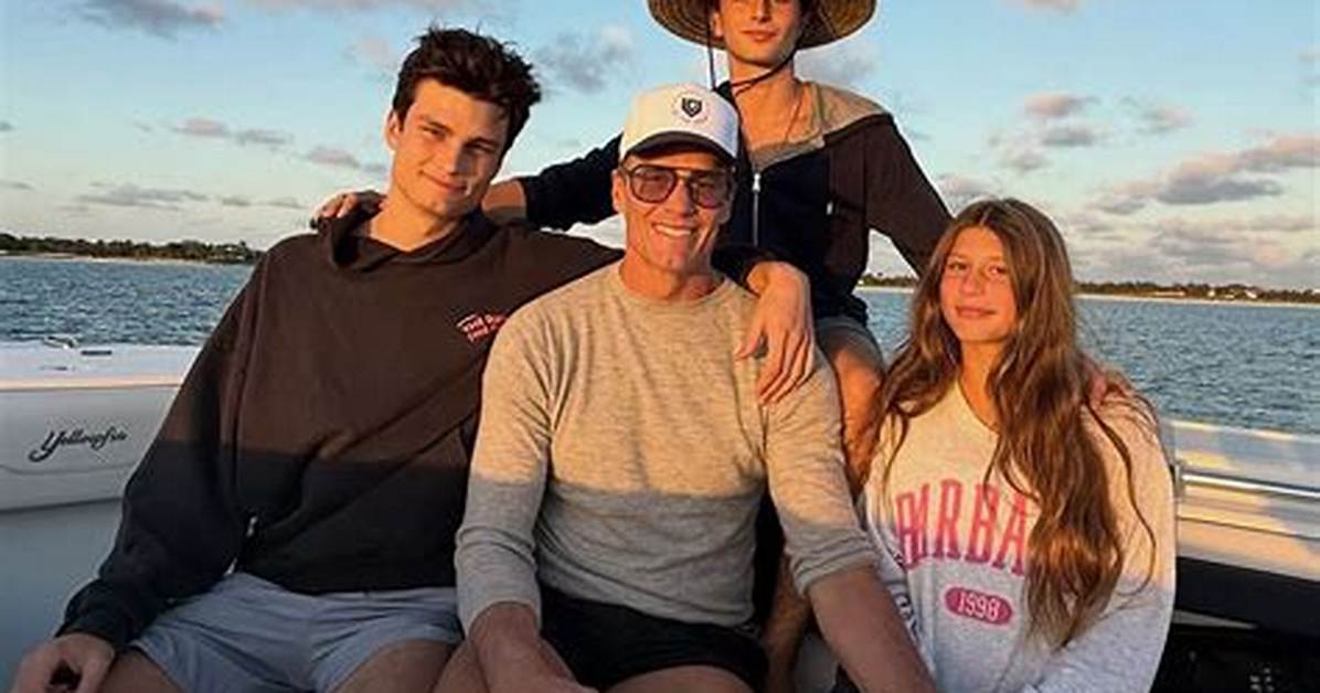 Tom Brady Takes Kids to Bahamas After Ex-Wife Gisele Bundchen Spotted Kissing New Boyfriend on Valentine's Day