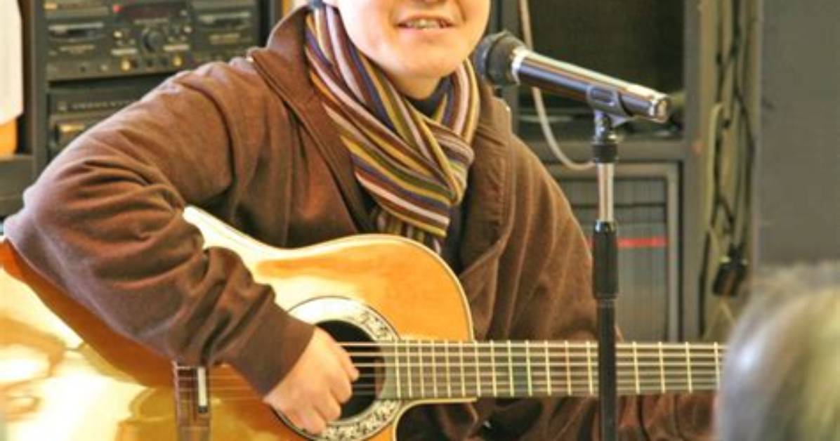 Toshimitsu Deyama Net Worth