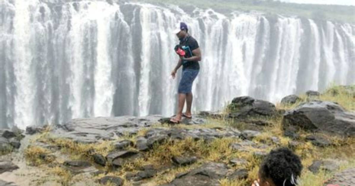 Tourist Pictured Near Edge of Victoria Falls in Zimbabwe Seconds Before He Fell 350 Feet to His Death