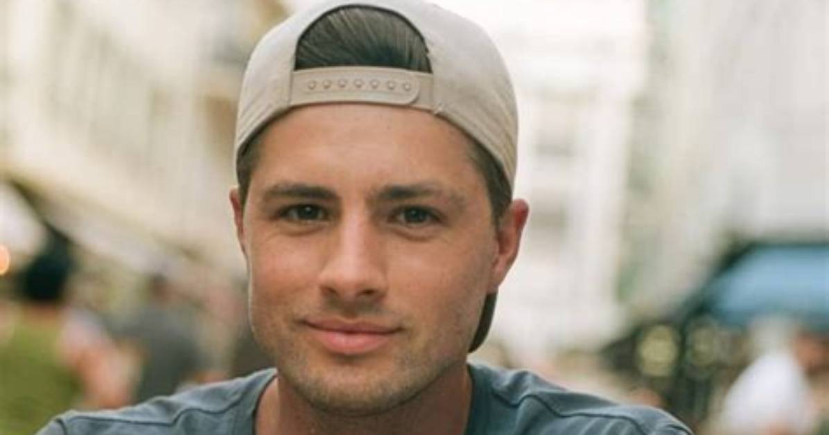Travis Burns