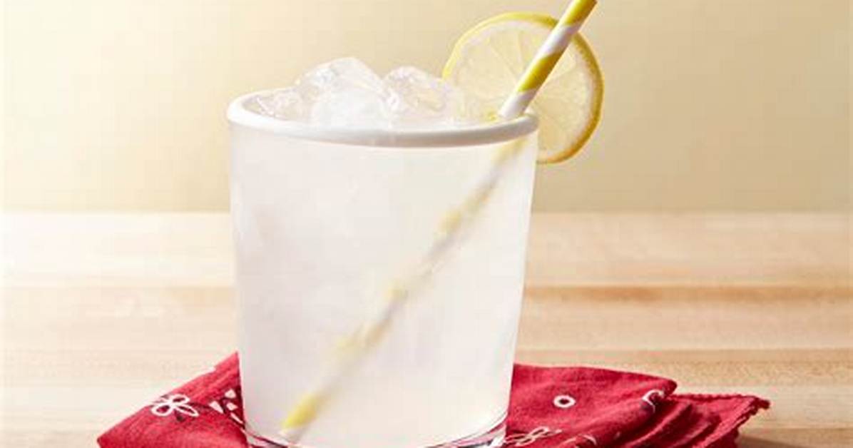 Two Ingredient Mason Jar Lemonade