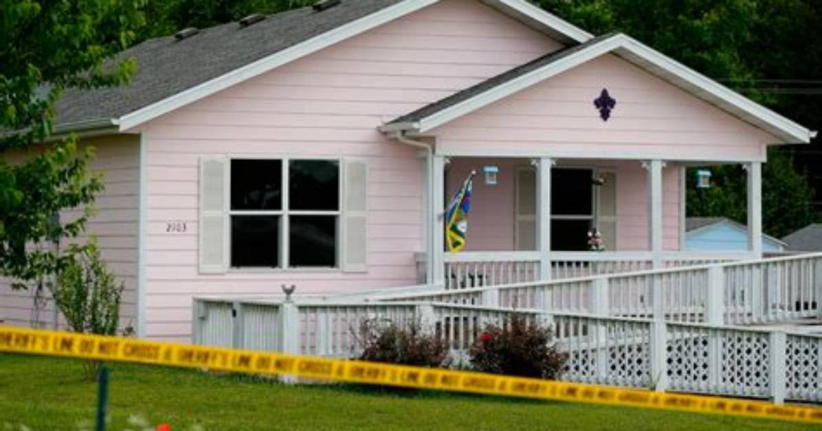 Understanding the Crime Scene Photos of Gypsy Rose Blanchard