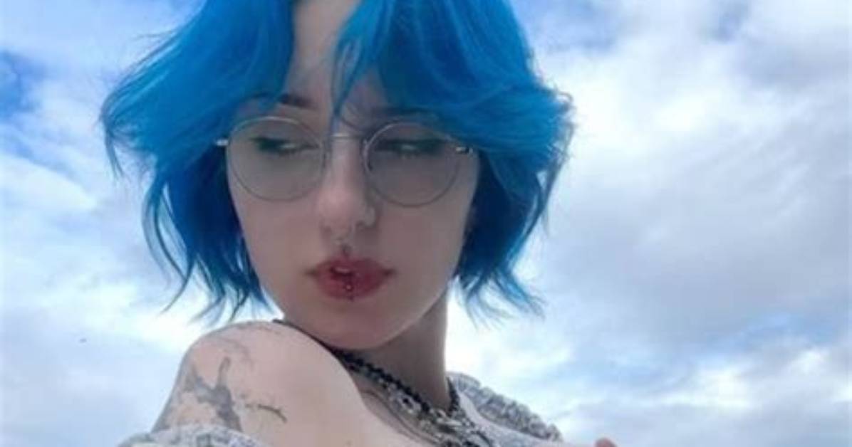 Unveiling the Truth: Lyra Crow Naked - the Complete Guide and Insights
