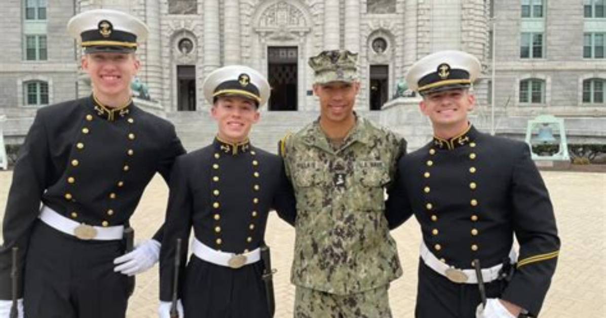Us Navy Officer Chris Hermsen in Fort Atkinson, Wi: Death Obituary