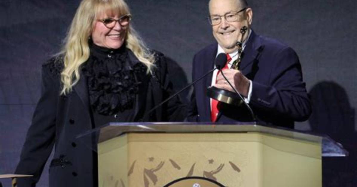 Ve Neill Net Worth