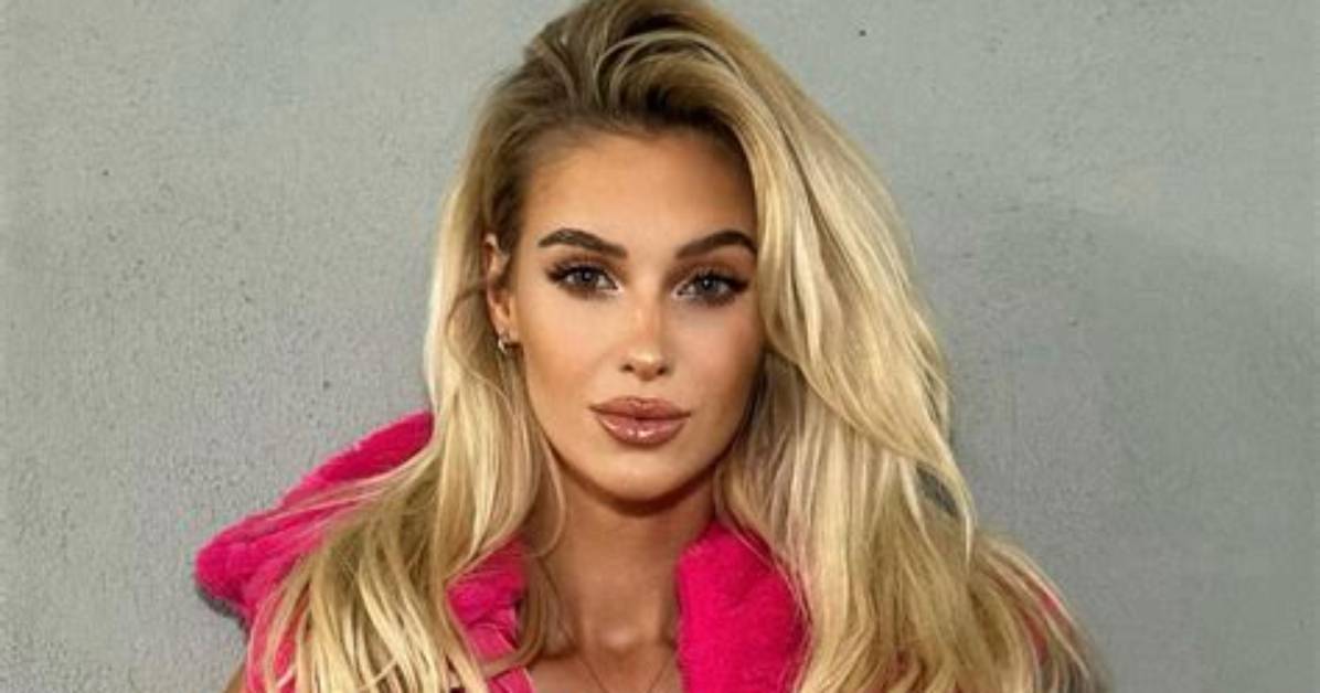 Veronika Rajek Risked Wardrobe Malfunction in Her Recent Instagram Story