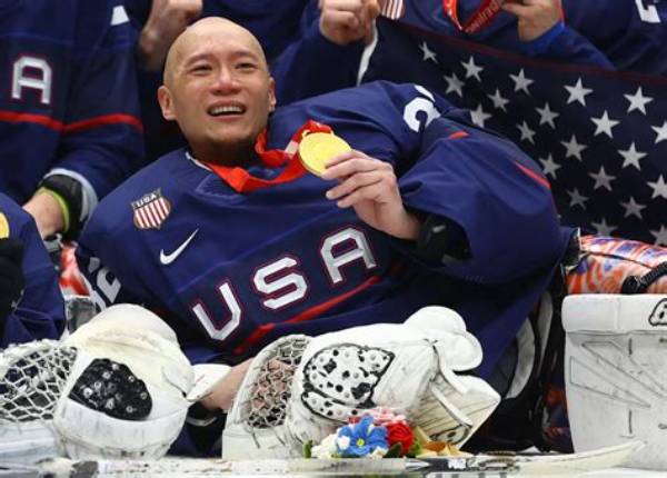 Video of Thief Stealing Medals from Paralympian Jen Lee's Car Seen 1M Times