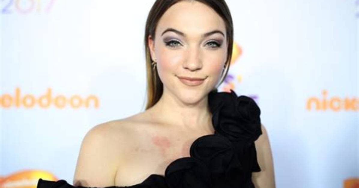 Violett Beane Net Worth