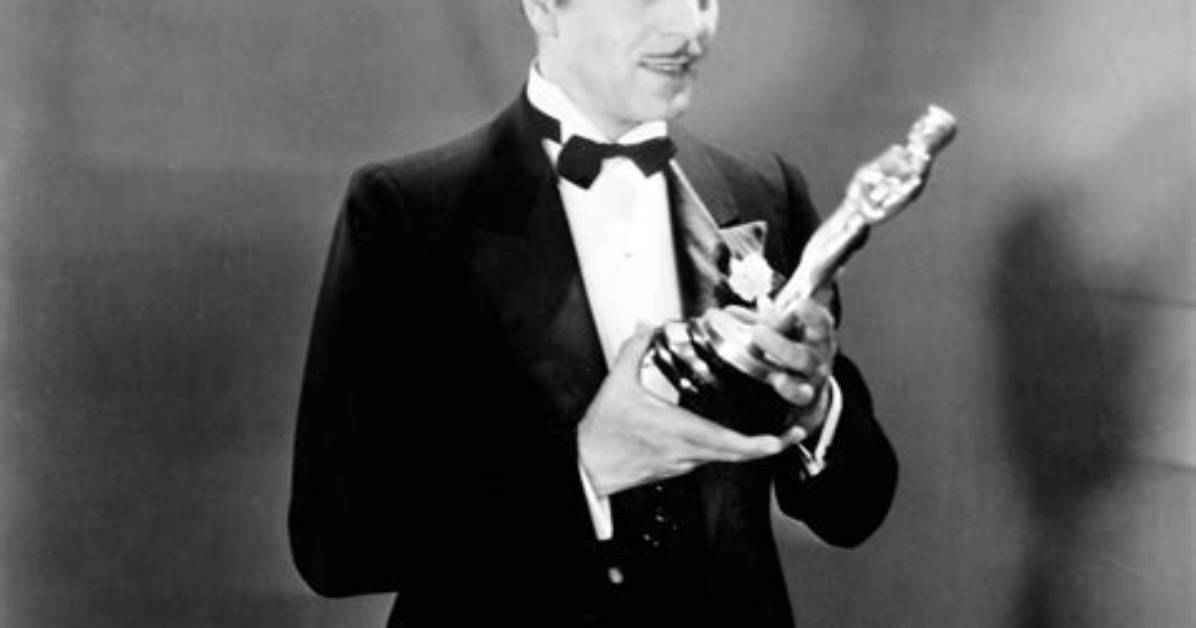 Warner Baxter