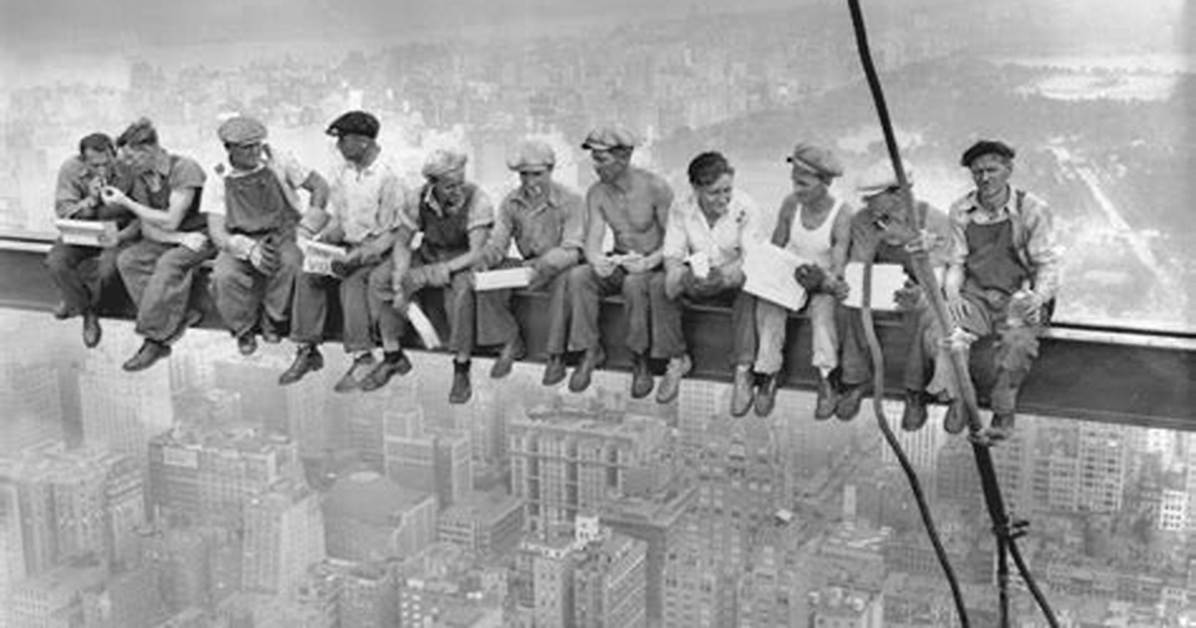 Was Lunch Atop a Skyscraper Staged?