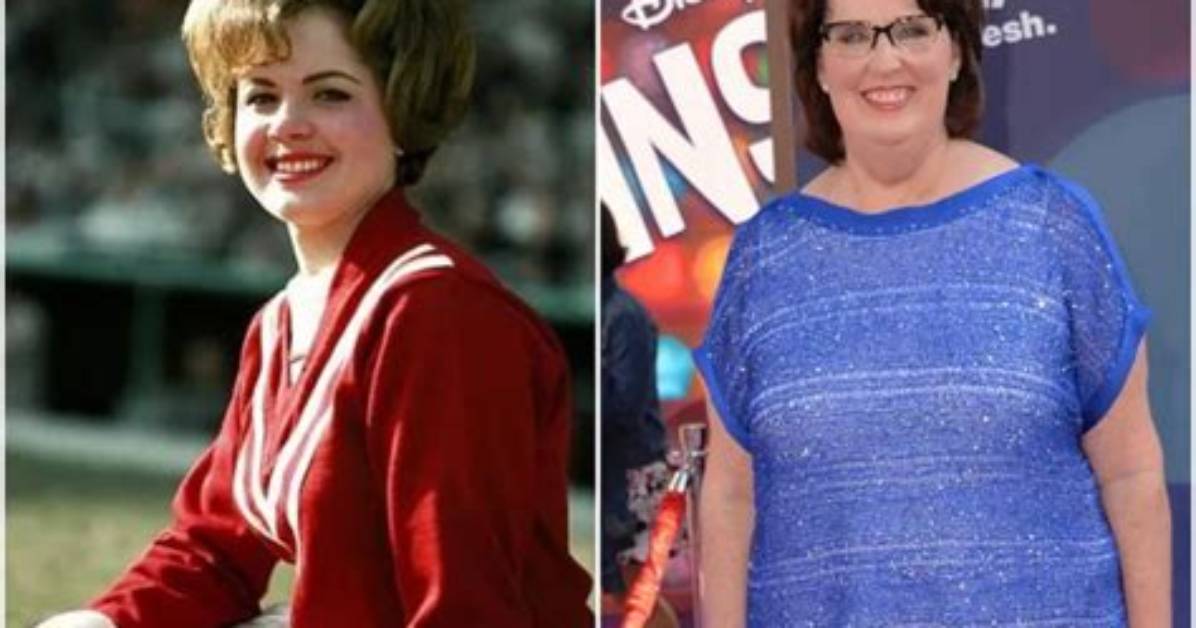 Was Phyllis Smith a Cheerleader?