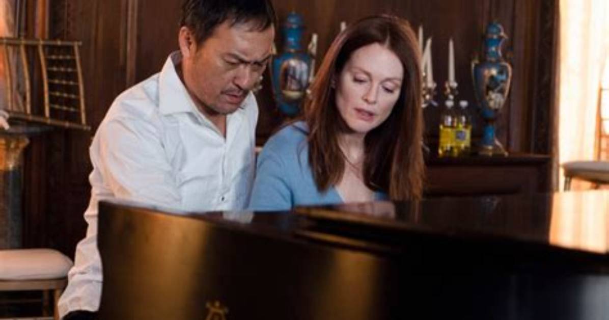 Watch Julianne Moore Lip-Synch to Opera in Bel Canto