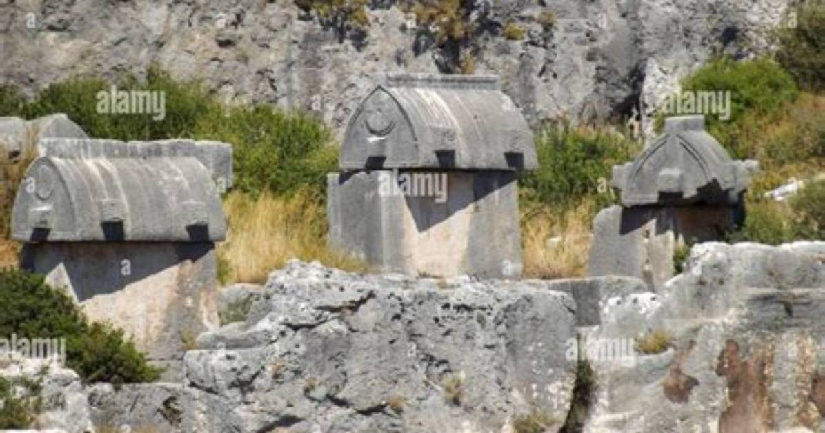 What Are Stone Tombs