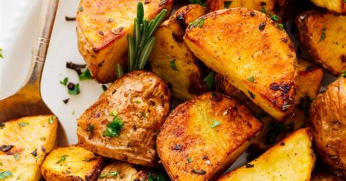 What Can You Do with Potatoes in Minecraft
