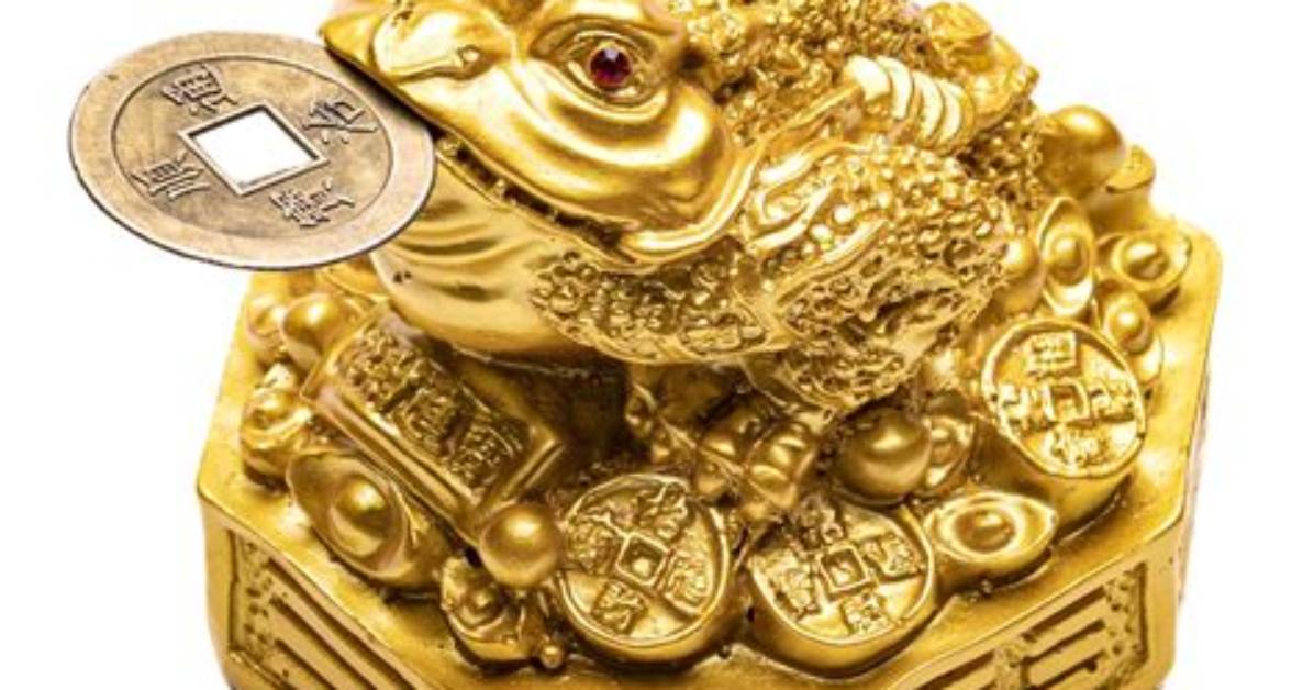 What Direction Should a Money Frog Face