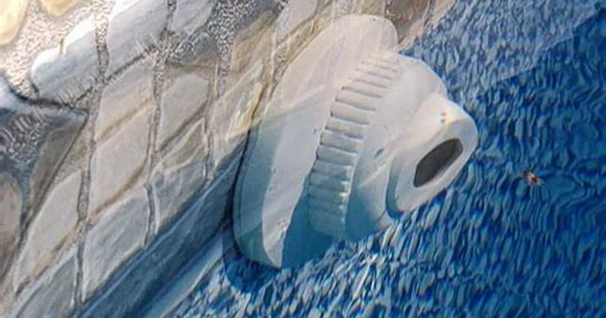 What Direction Should Pool Jets Face