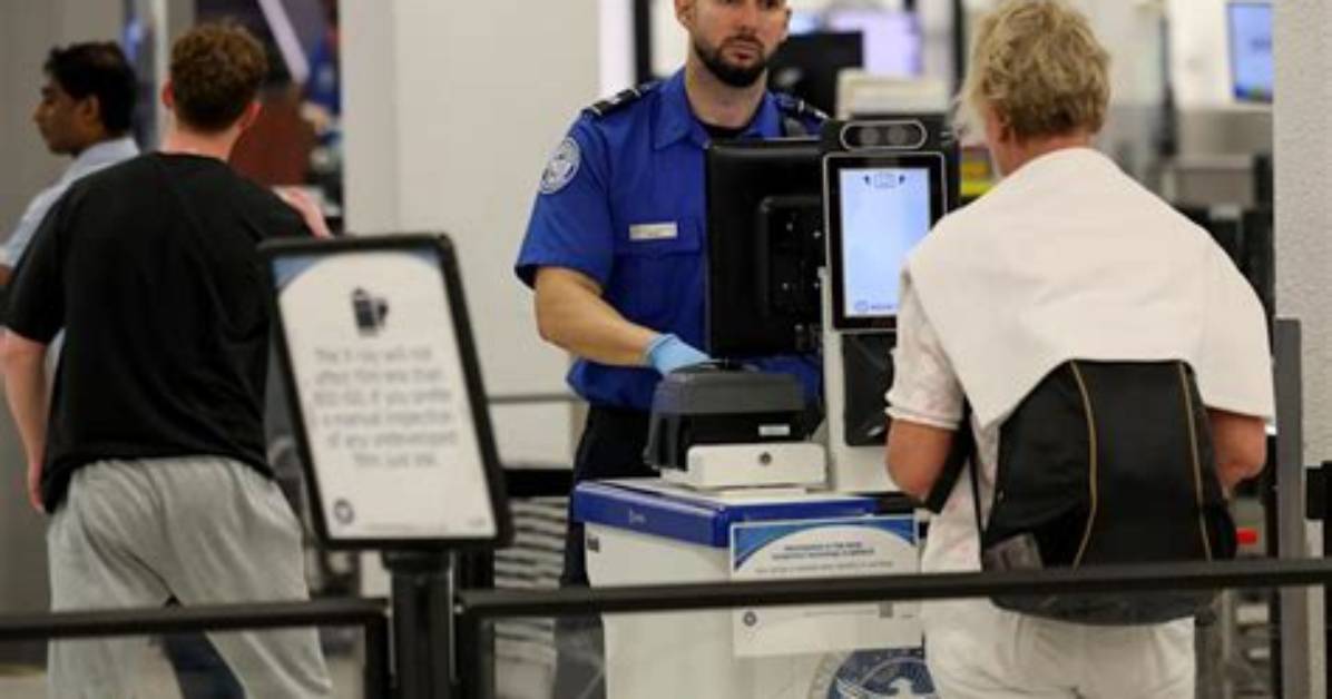 What Does a Tsa Inspector Do?