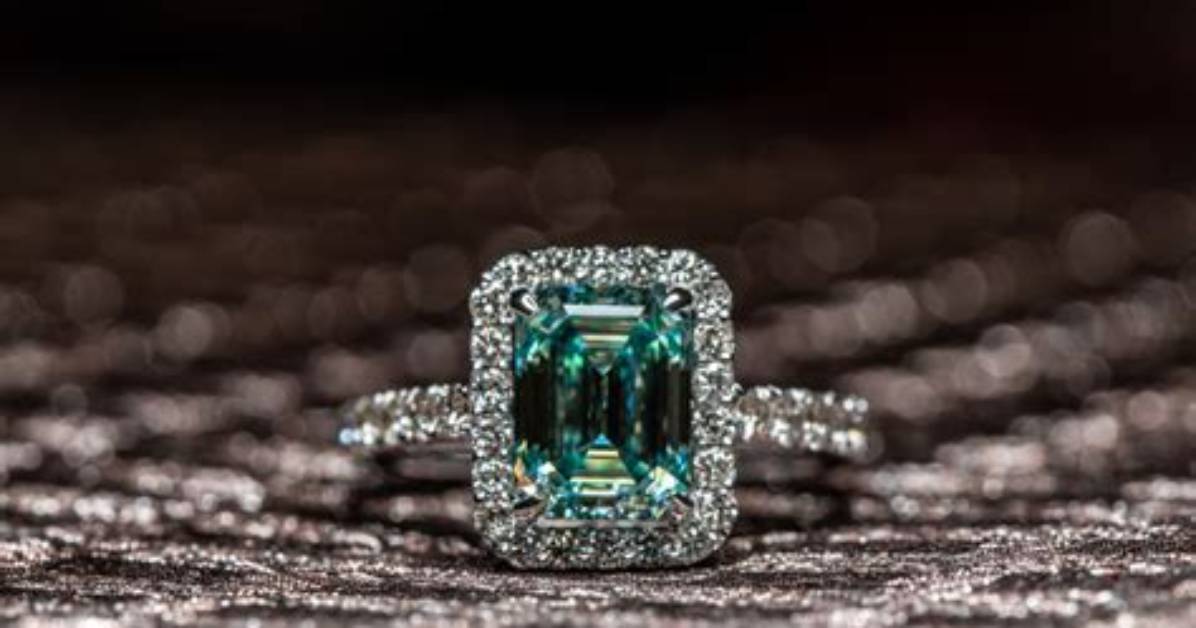 What Does an Emerald Engagement Ring Mean?