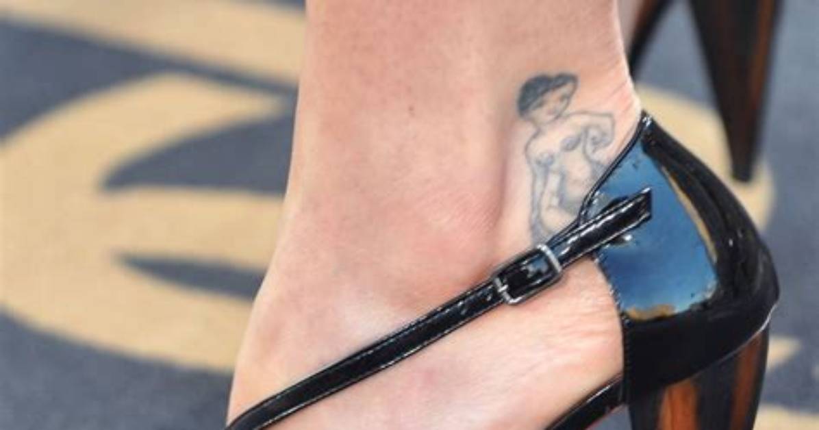 What Does Christina Ricci’s Tattoos Mean? Know the Meanings