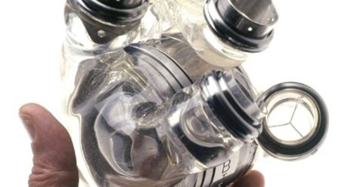 What Does the Artificial Heart Do